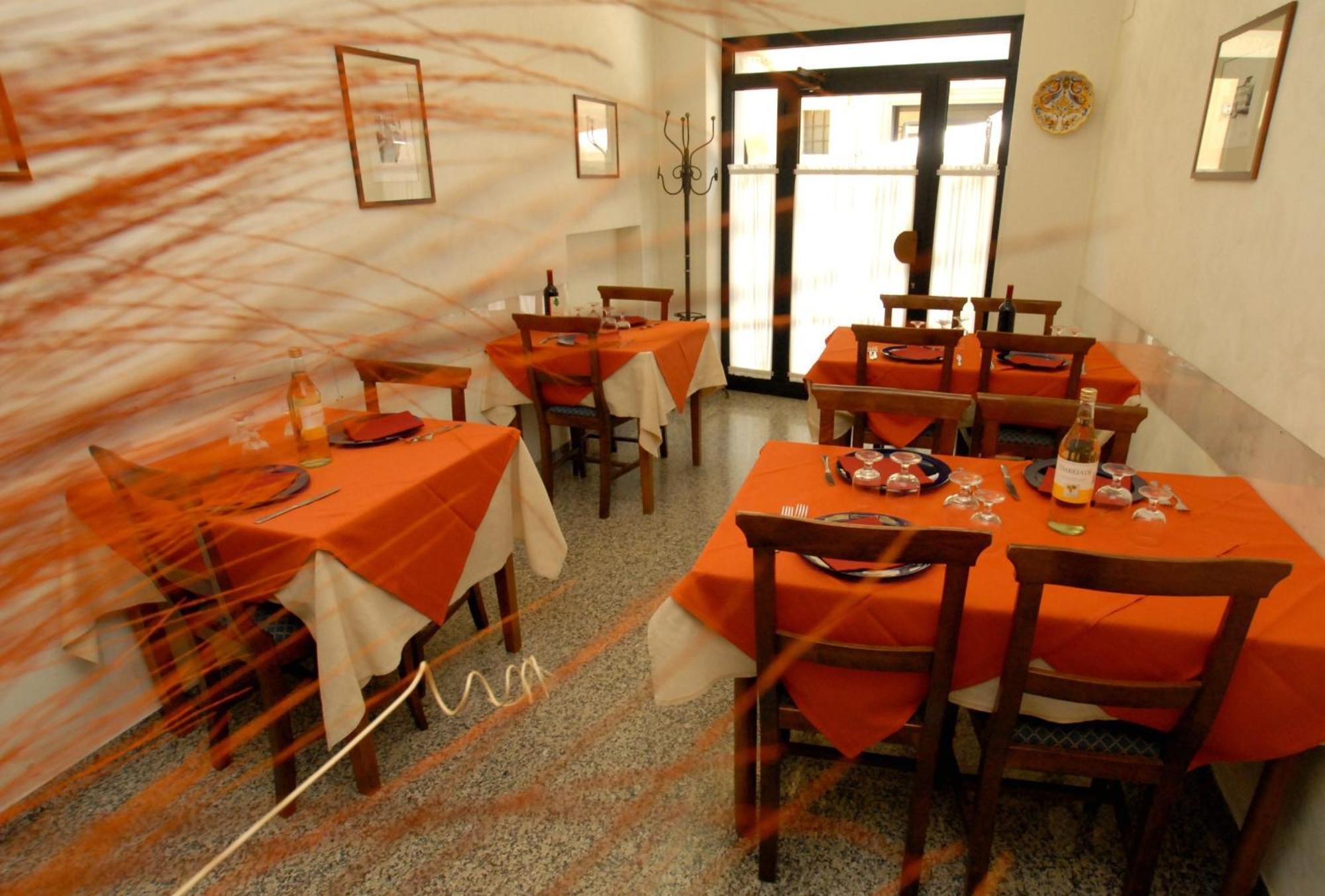 Albergo Umbria Читта-ди-Кастелло Экстерьер фото